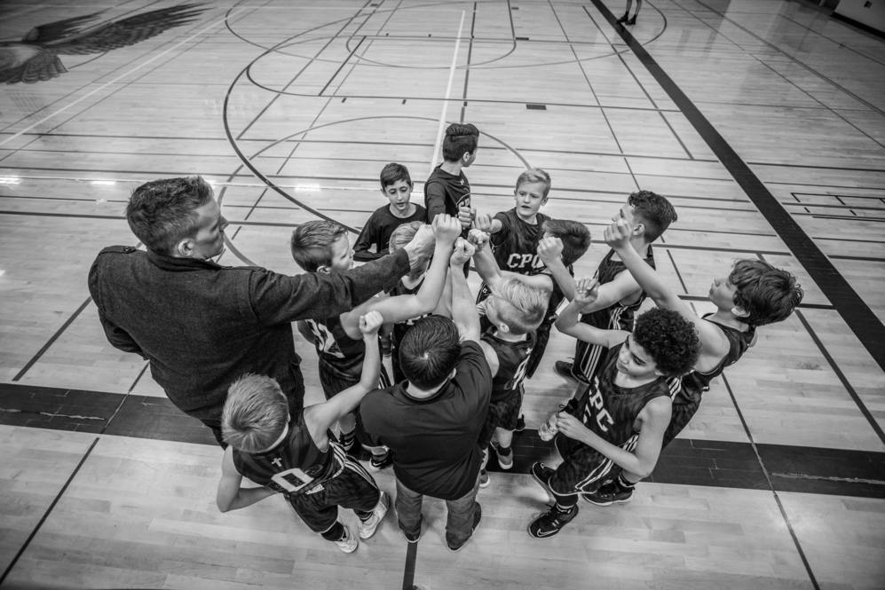 Basketballteam vor dem Spiel Basketballteam vor dem Spiel